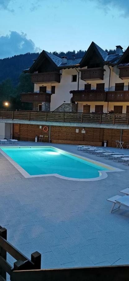 Borgo Alpino Chalet 4 Aprica Eksteriør billede